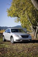 Chrysler 200 2011 года